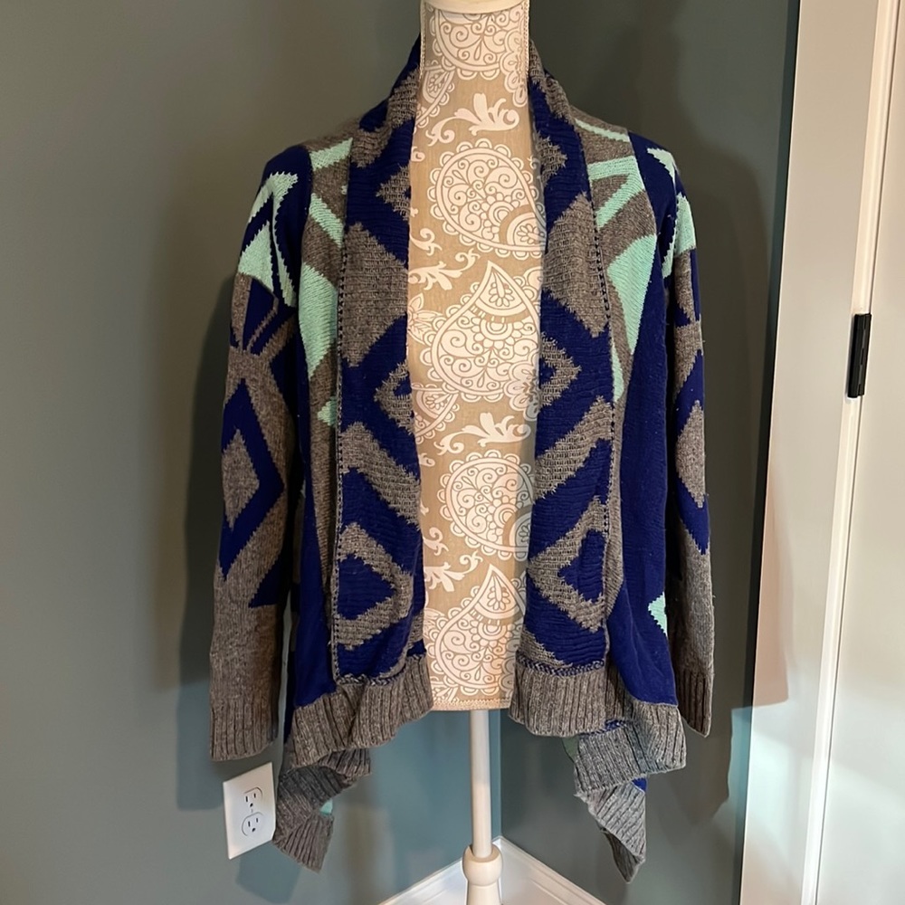 Forever 21 sweater